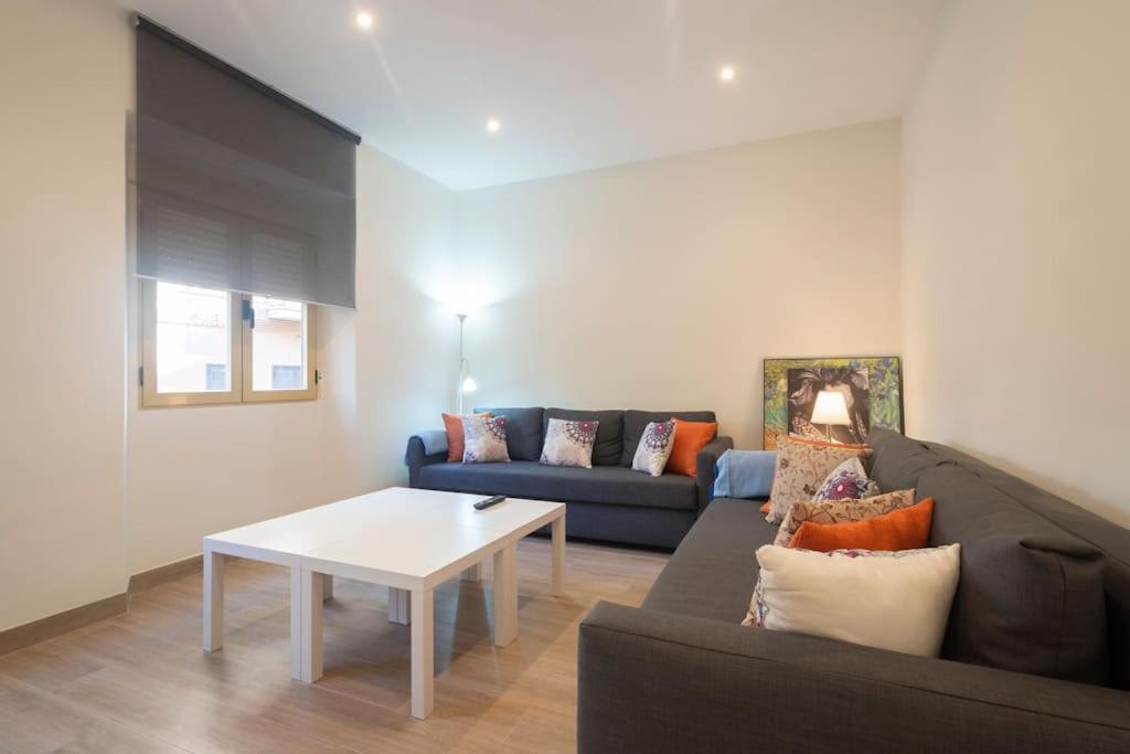 Hogar Del Lirio Apartment Granada Bagian luar foto